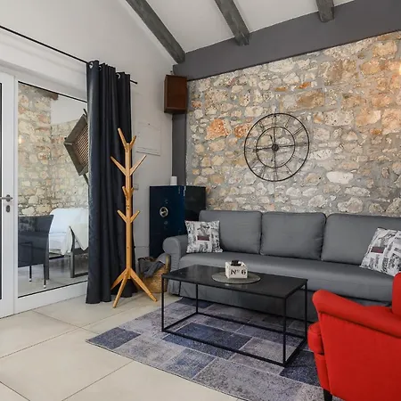 Villa Casa De Stalla With Private Pool In *