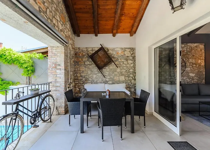 Casa De Stalla With Private Pool In Villa