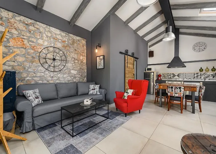 Casa De Stalla With Private Pool In Villa *