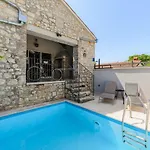 Casa De Stalla With Private Pool In * Пореч