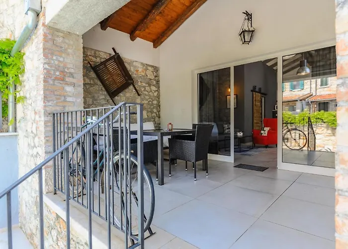 Casa De Stalla With Private Pool In Villa Porec